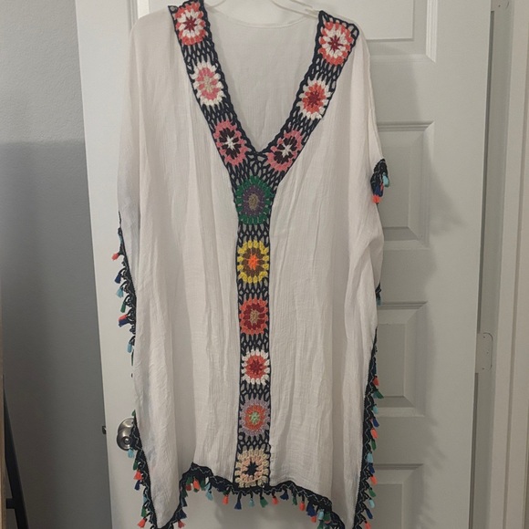 Other - White Kaftan w/ Colorful Crochet Accents SZ L tassel outline swim coverup vacay